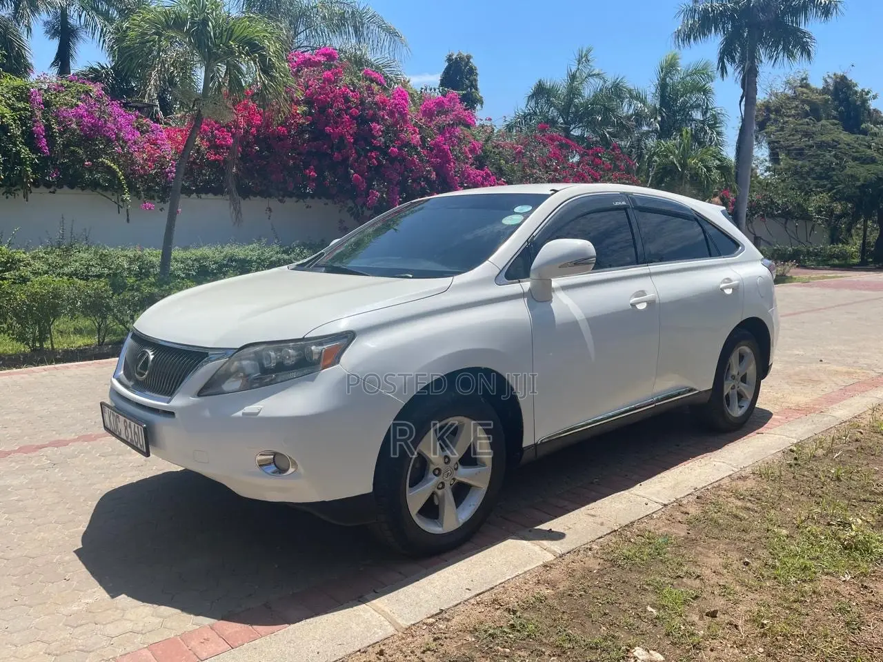 Lexus RX 450H FWD 2012 White
