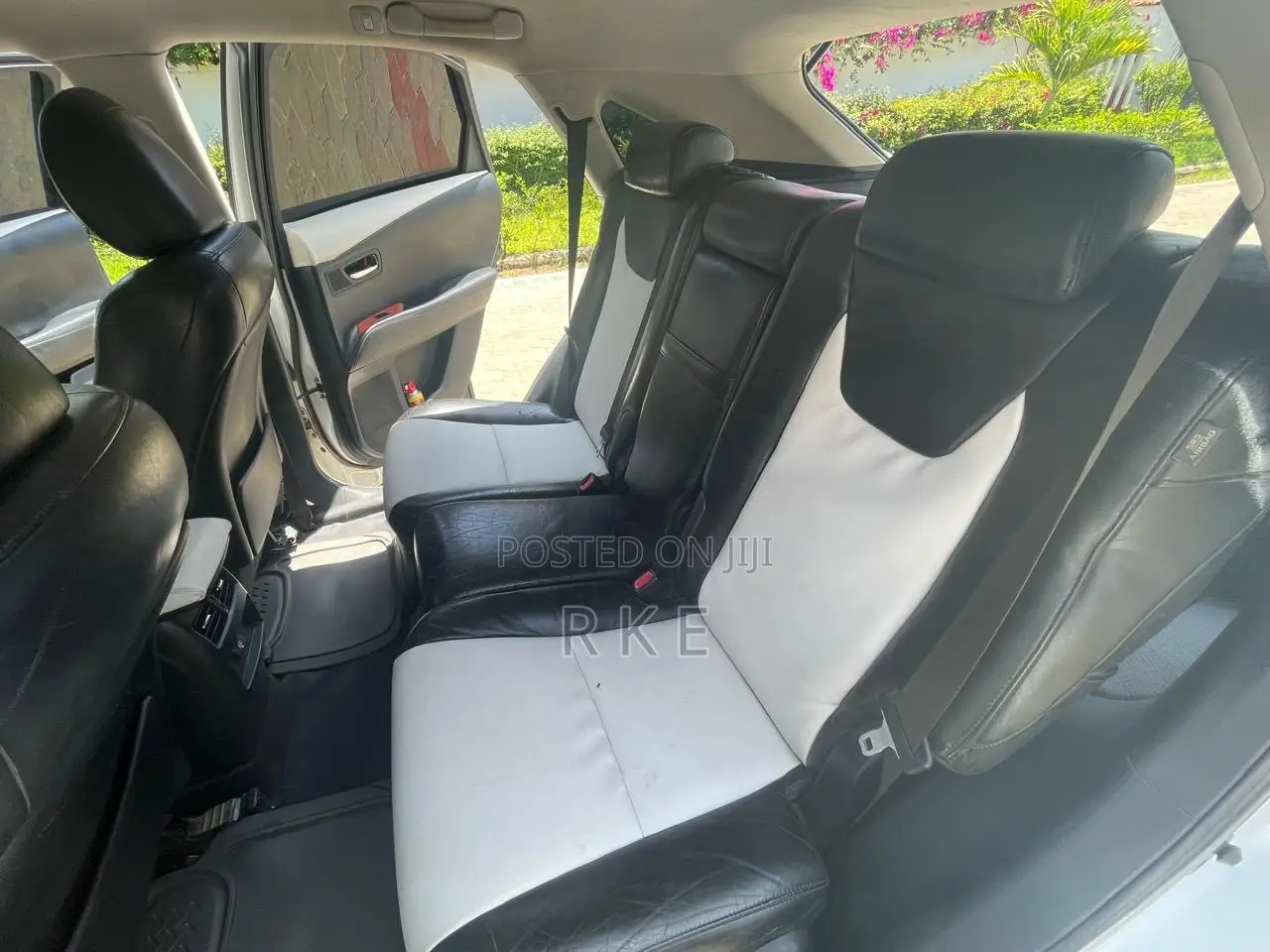 Lexus RX 450H FWD 2012 White