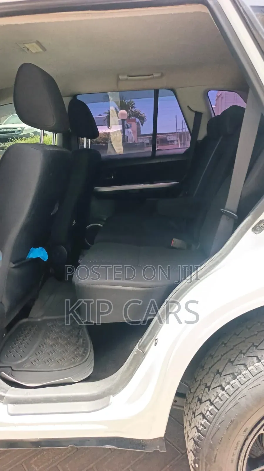 Suzuki Escudo 2006 White
