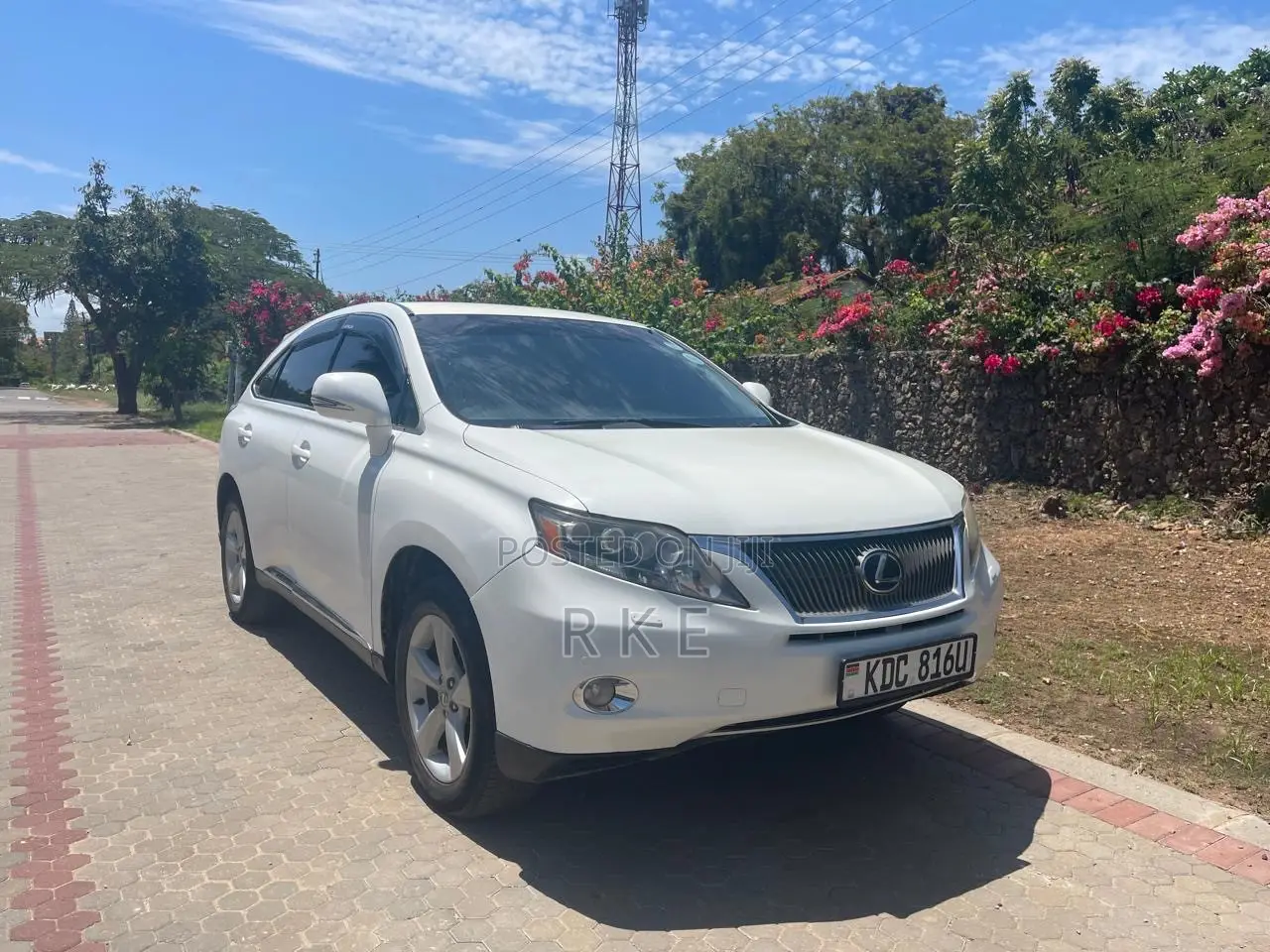 Lexus RX 450H FWD 2012 White