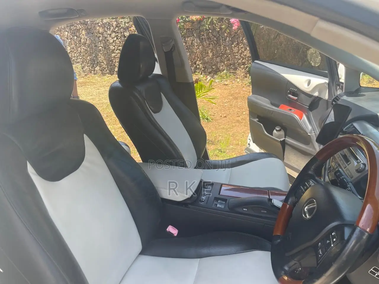 Lexus RX 450H FWD 2012 White