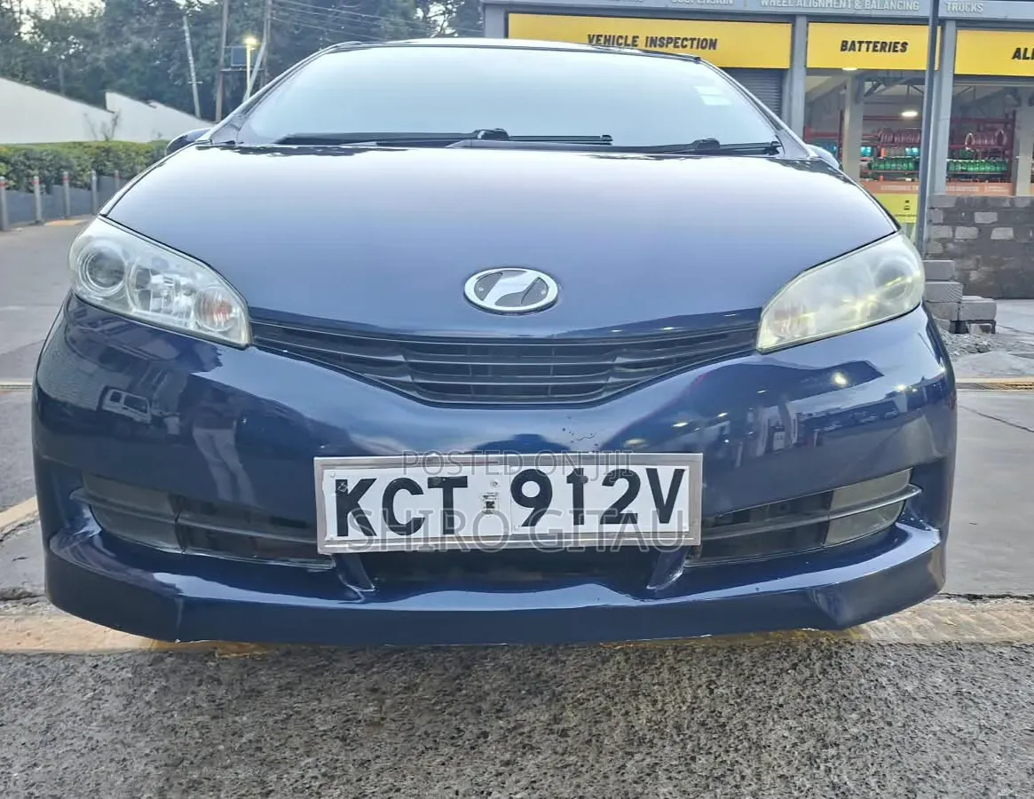Toyota Wish 2011 Blue