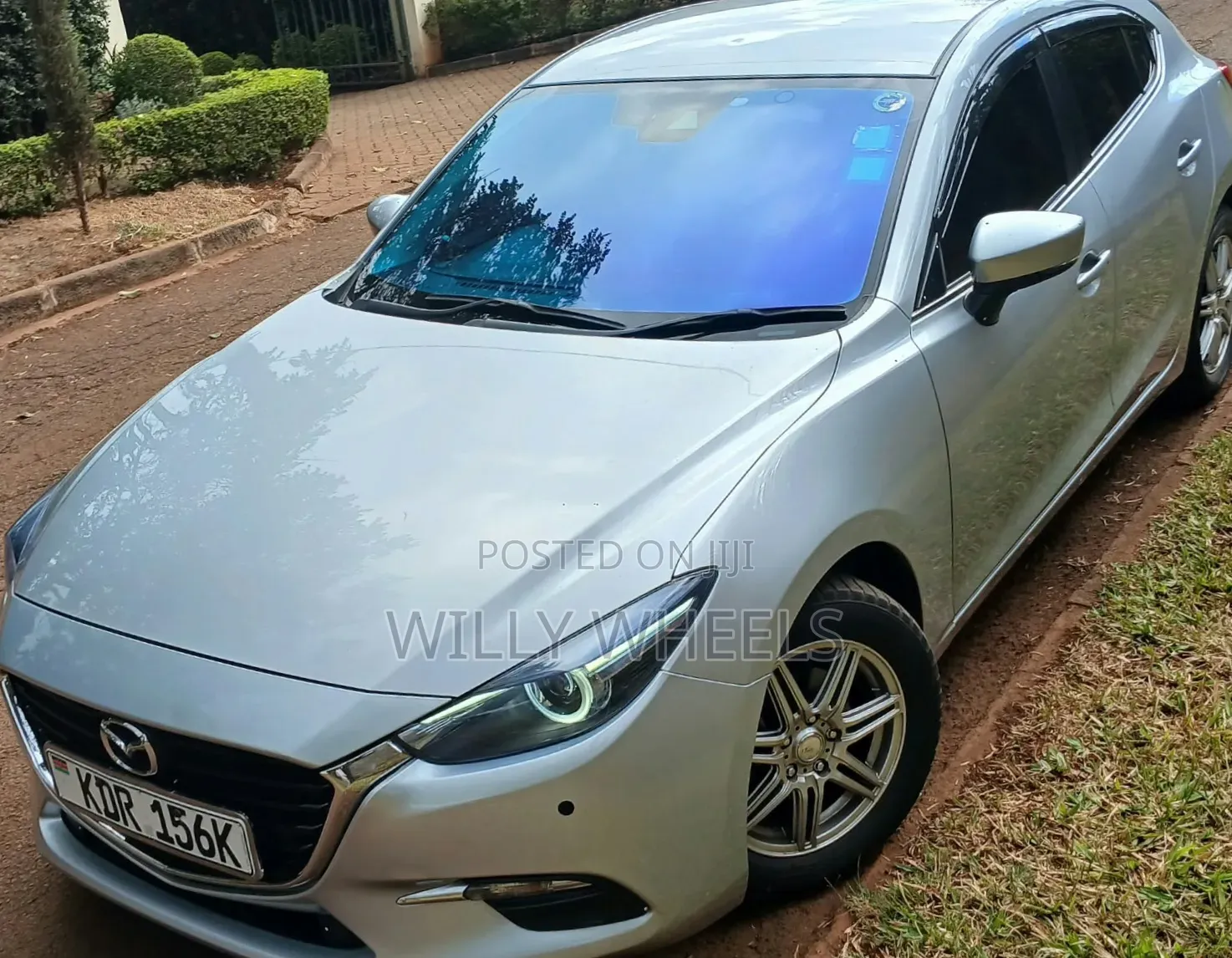 Mazda Axela 2017 Silver
