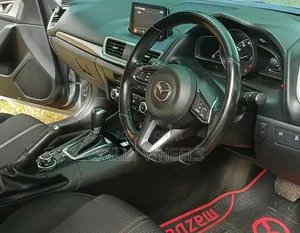 Mazda Axela 2017 Silver