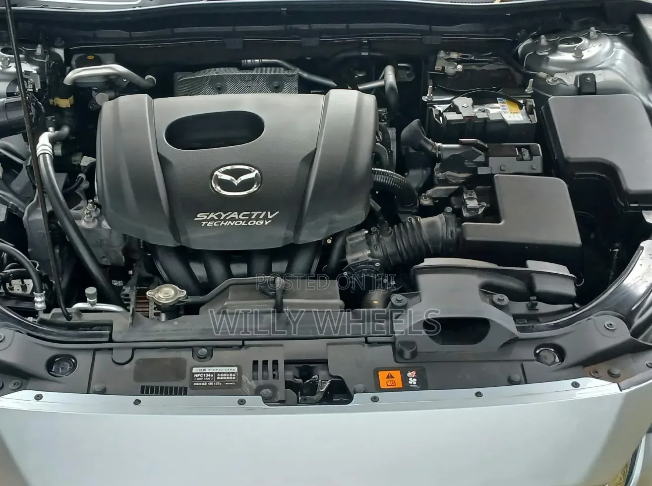 Mazda Axela 2017 Silver