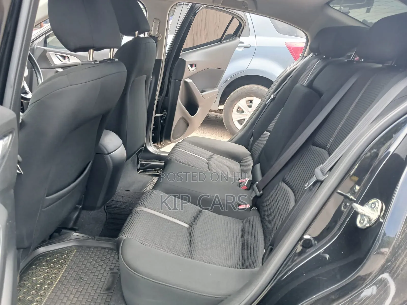 Mazda Axela 2016 Black