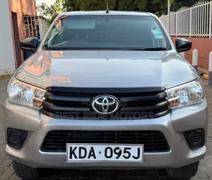 Toyota Hilux Revo Double Cab Deisel 2.4 AWD 2019 Silver