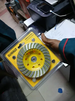 Dewalt Diamond Grinding Cup Wheel (4.5" / 115mm × 22.23mm),