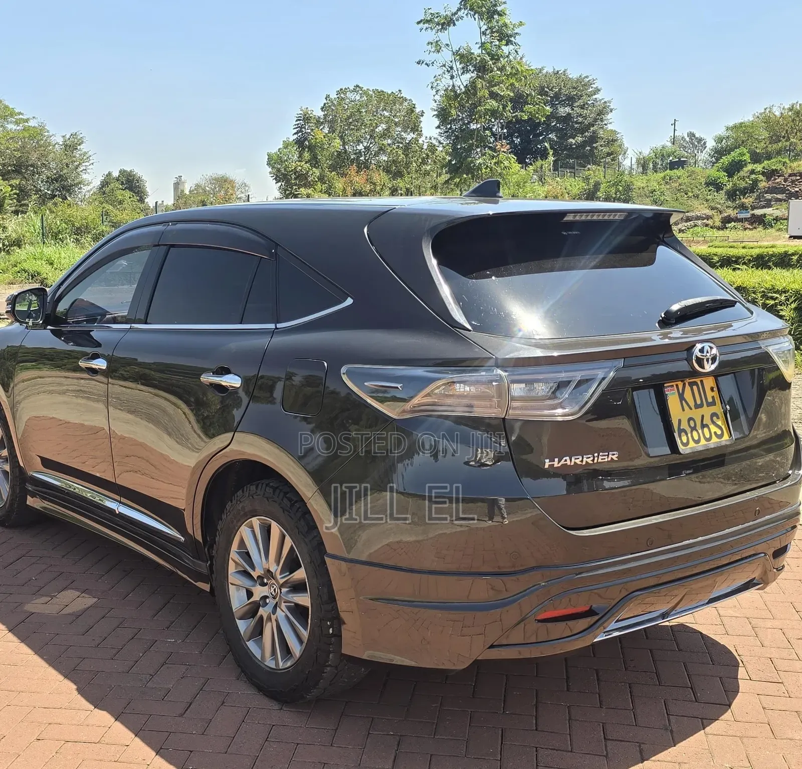 Toyota Harrier 2.0 2016 Brown