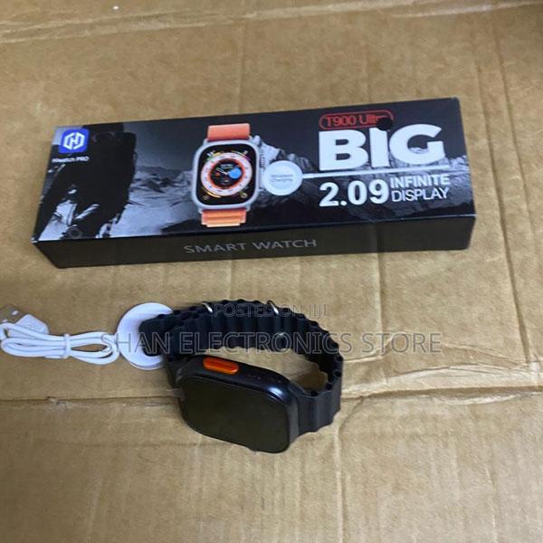 Stylish Digital Display T900 Smart Watch With Modern Design - main view