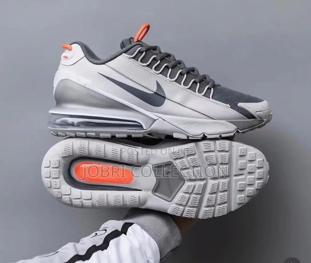 Nike Air Max Pulse “Grey Sneakers - thumbnail 3