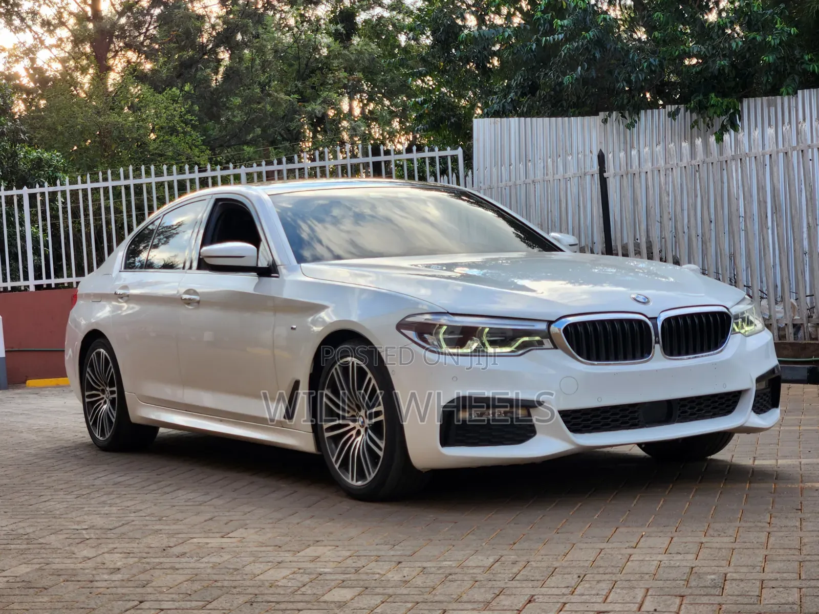 BMW 523i 2017 White