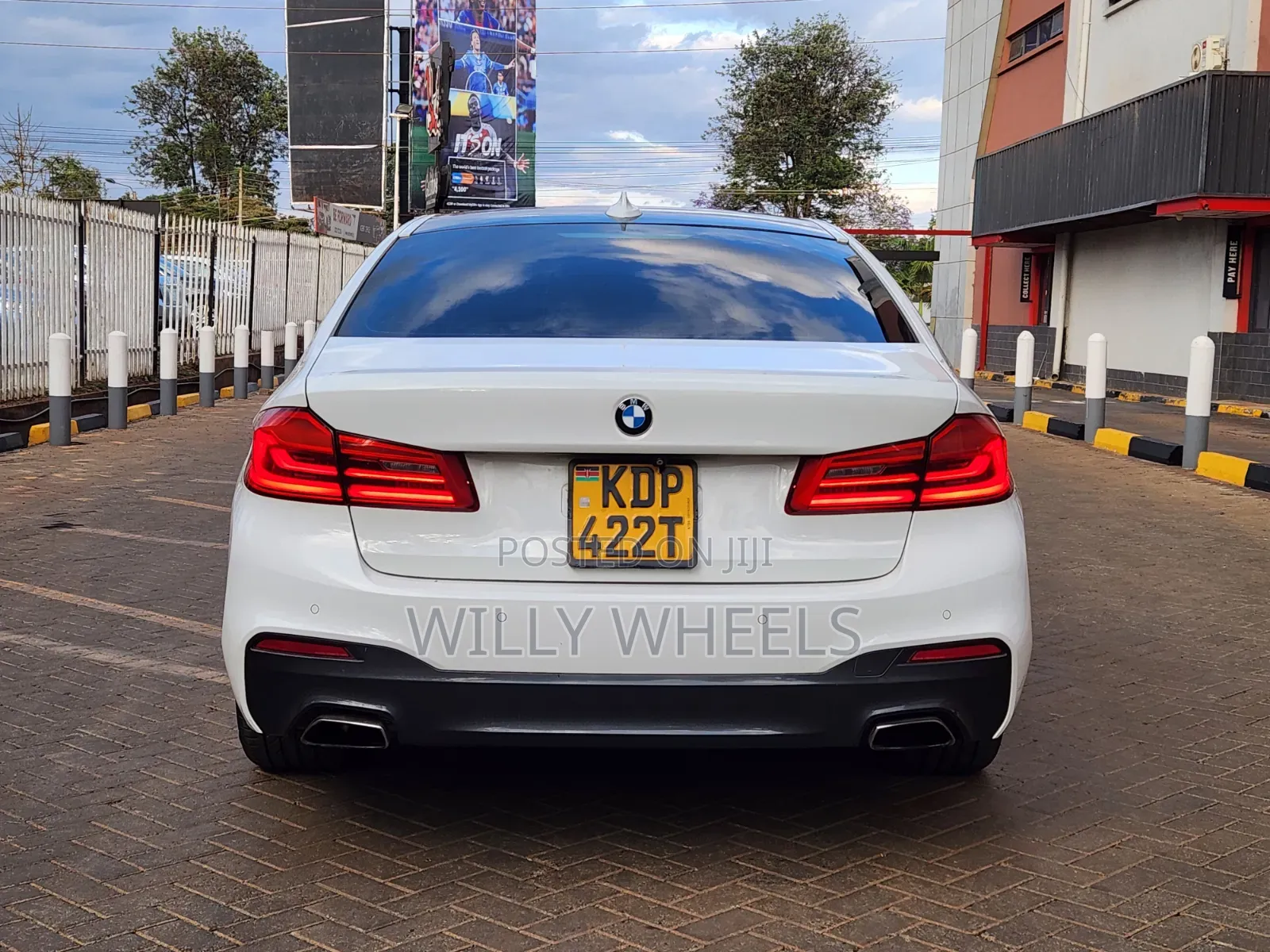 BMW 523i 2017 White