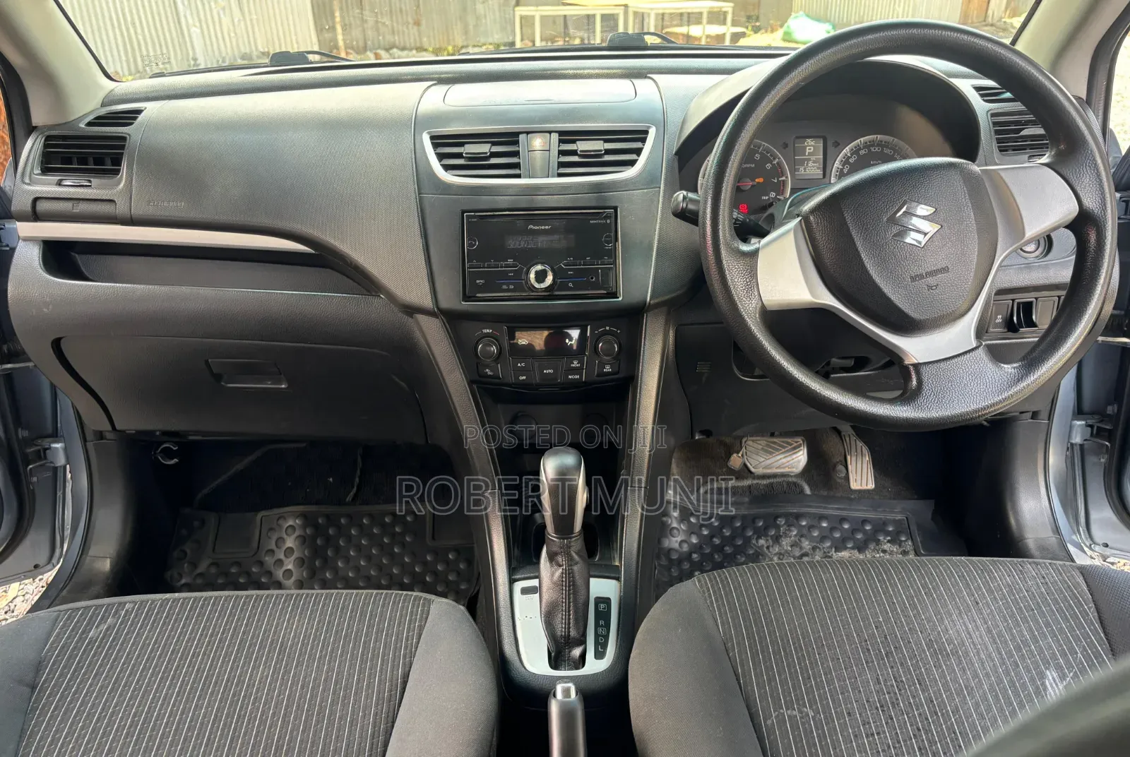 Suzuki Swift 2015