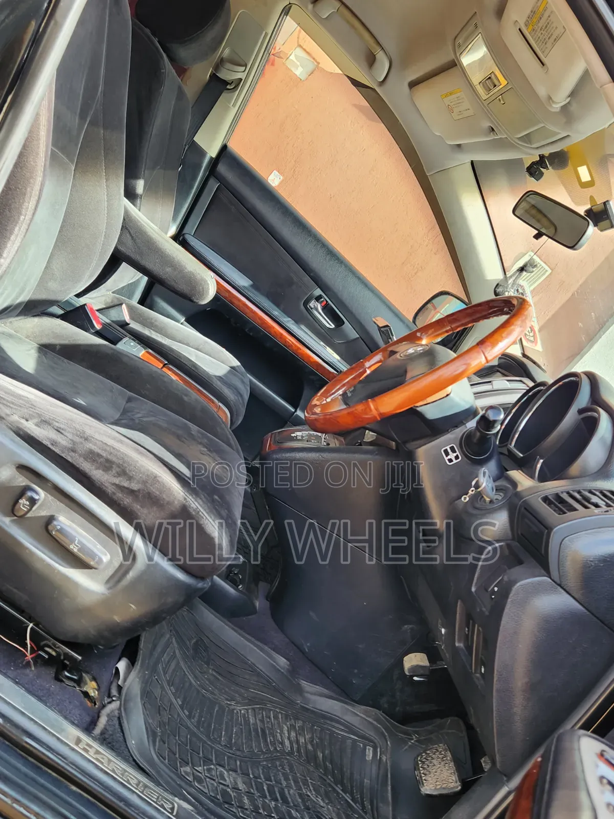 Toyota Harrier 2.4 2012 Black