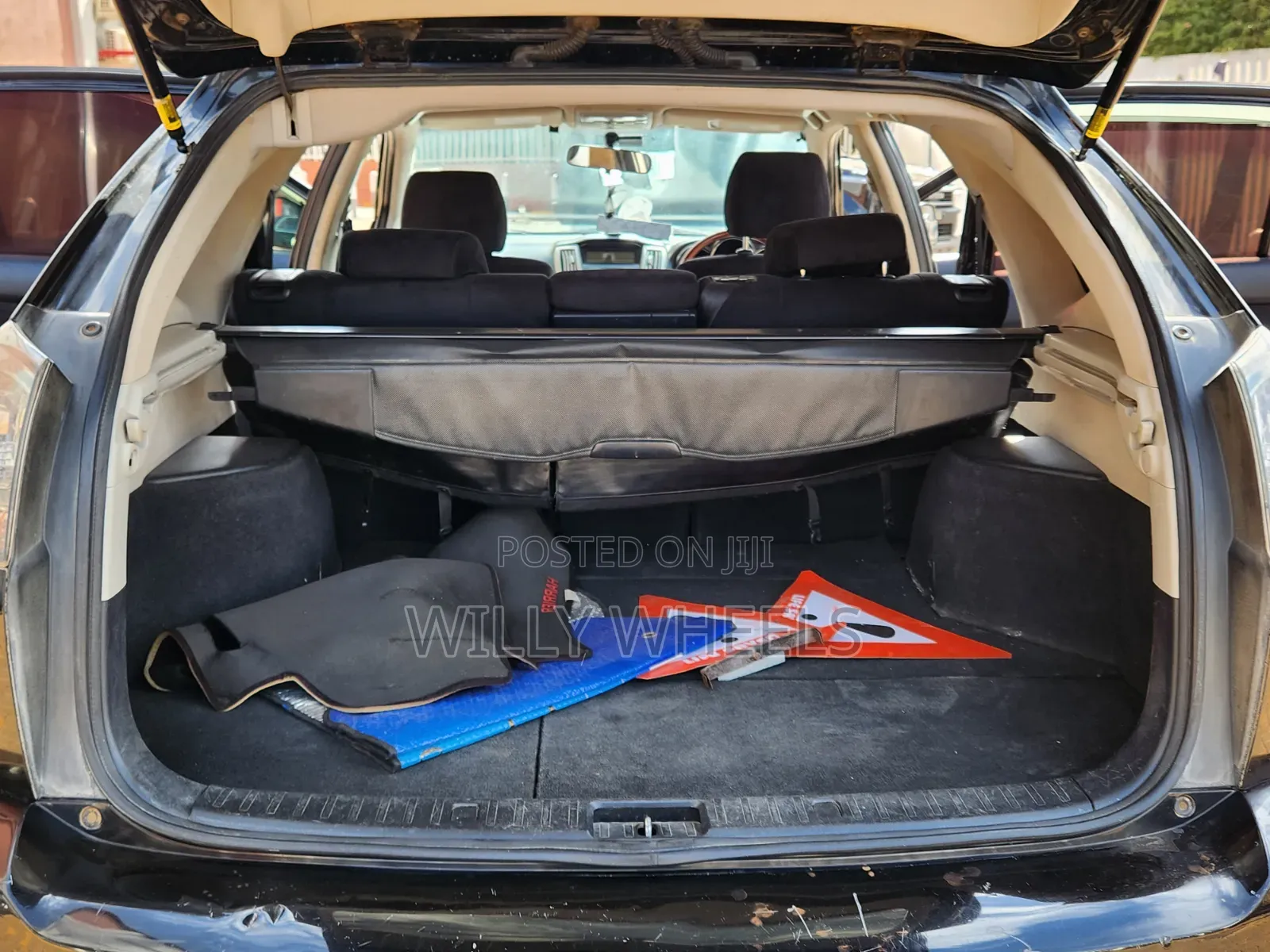 Toyota Harrier 2.4 2012 Black