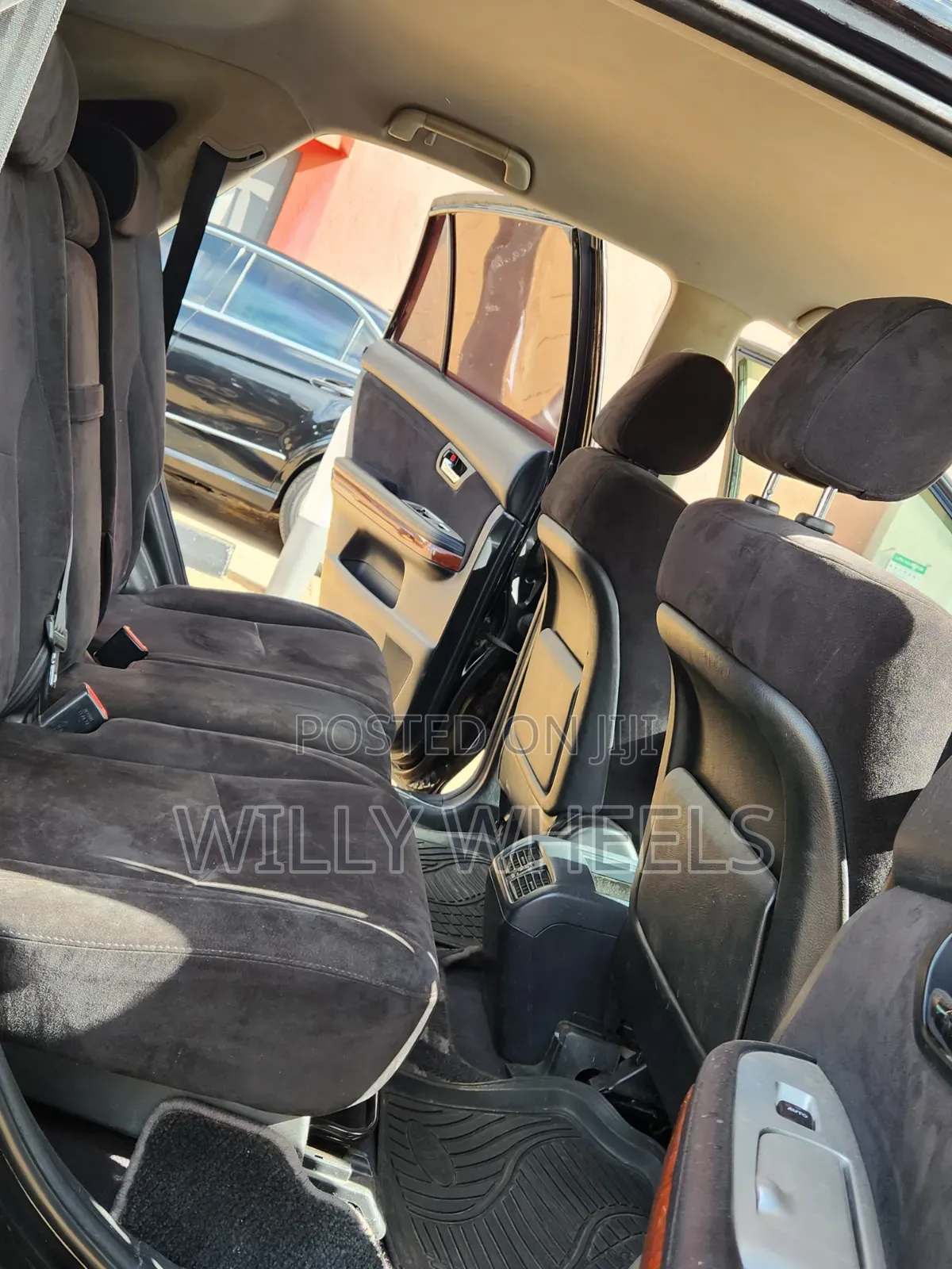 Toyota Harrier 2.4 2012 Black