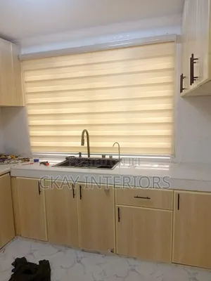 Stylish Blinds for Offices and Closed Inside Spaces