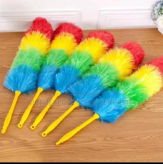 Rainbow Color Duster - main view