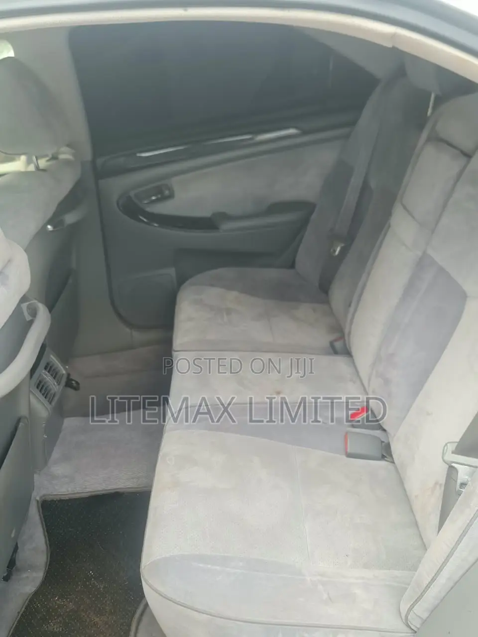 Toyota Crown 2016 Gray