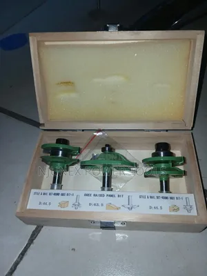 3-Piece Cabinet Door Router Bit Set