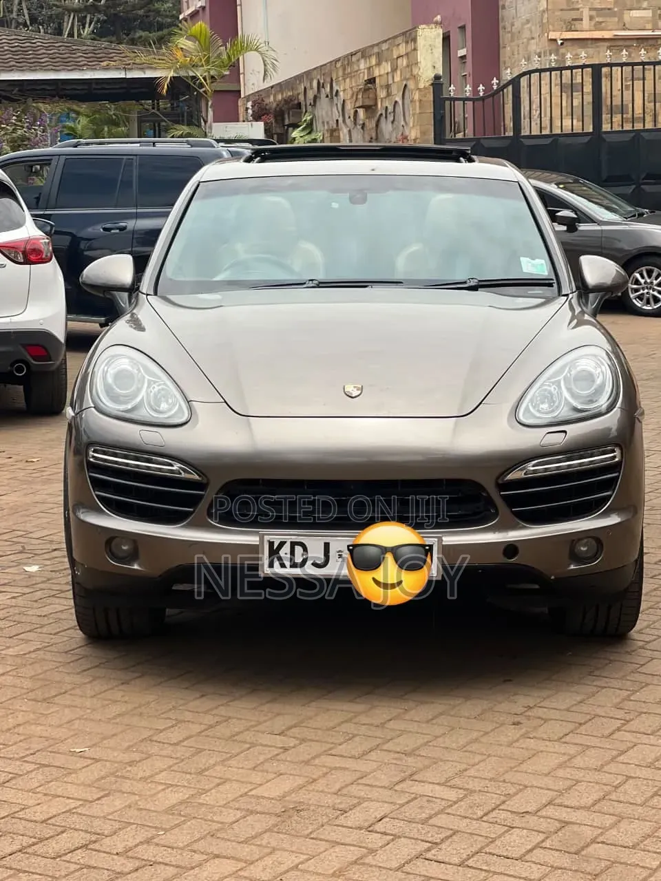 Porsche Cayenne 2014 Beige