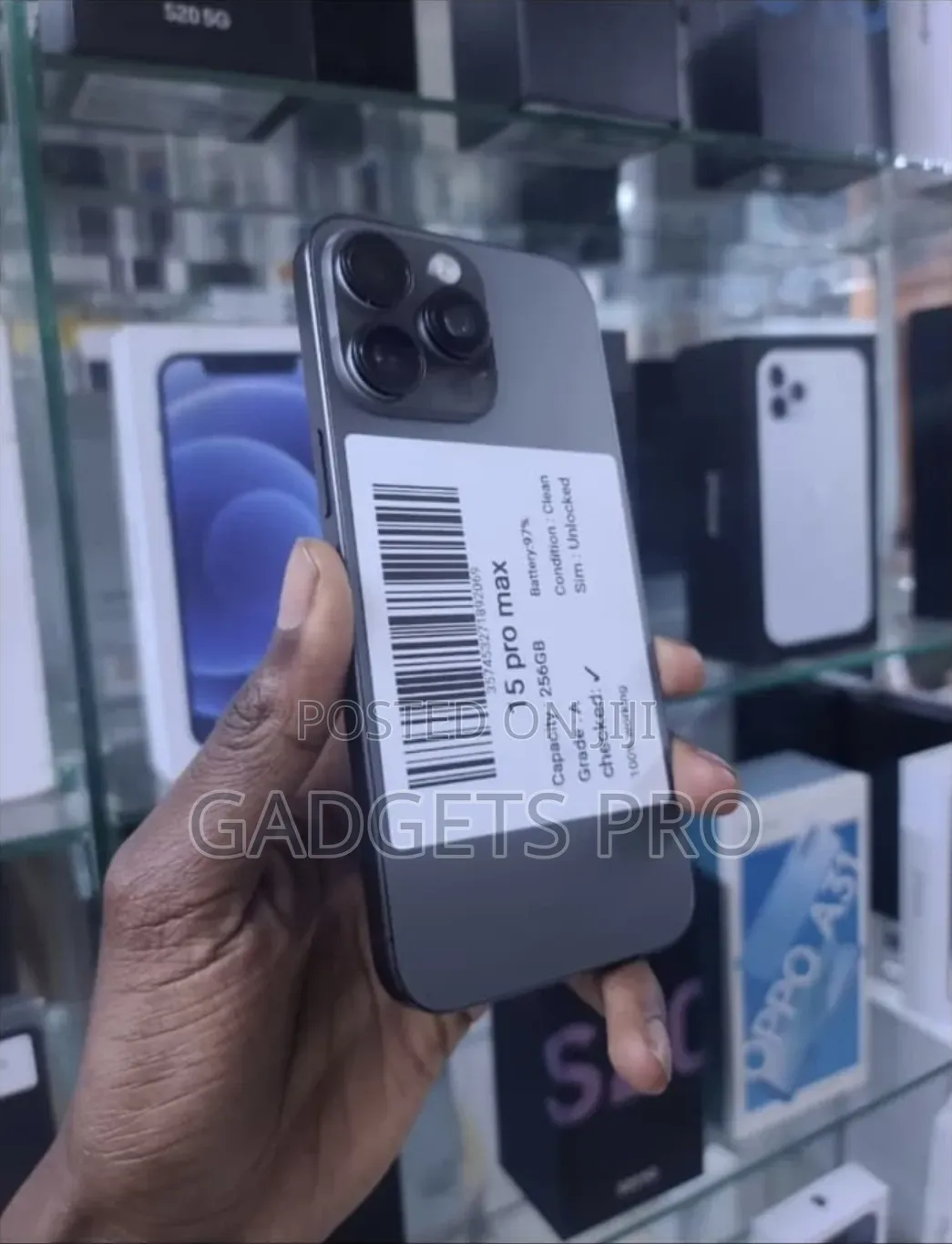New Apple iPhone 15 Pro Max 256 GB Black
