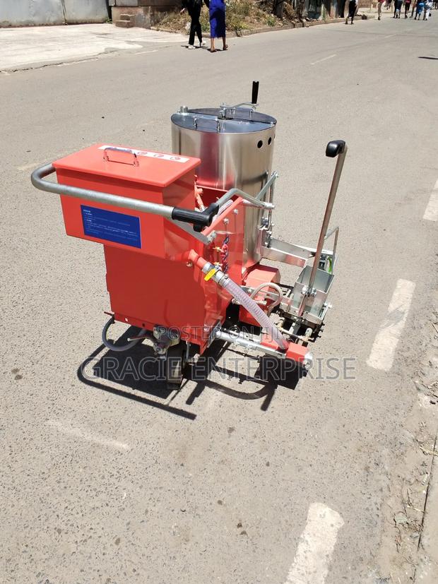 Hand Push Thermoplastic Road Marking Machine - thumbnail 2