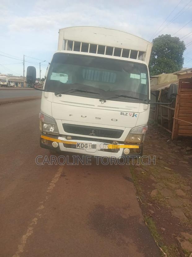 Mitsubishi Fuso Canter - thumbnail 8
