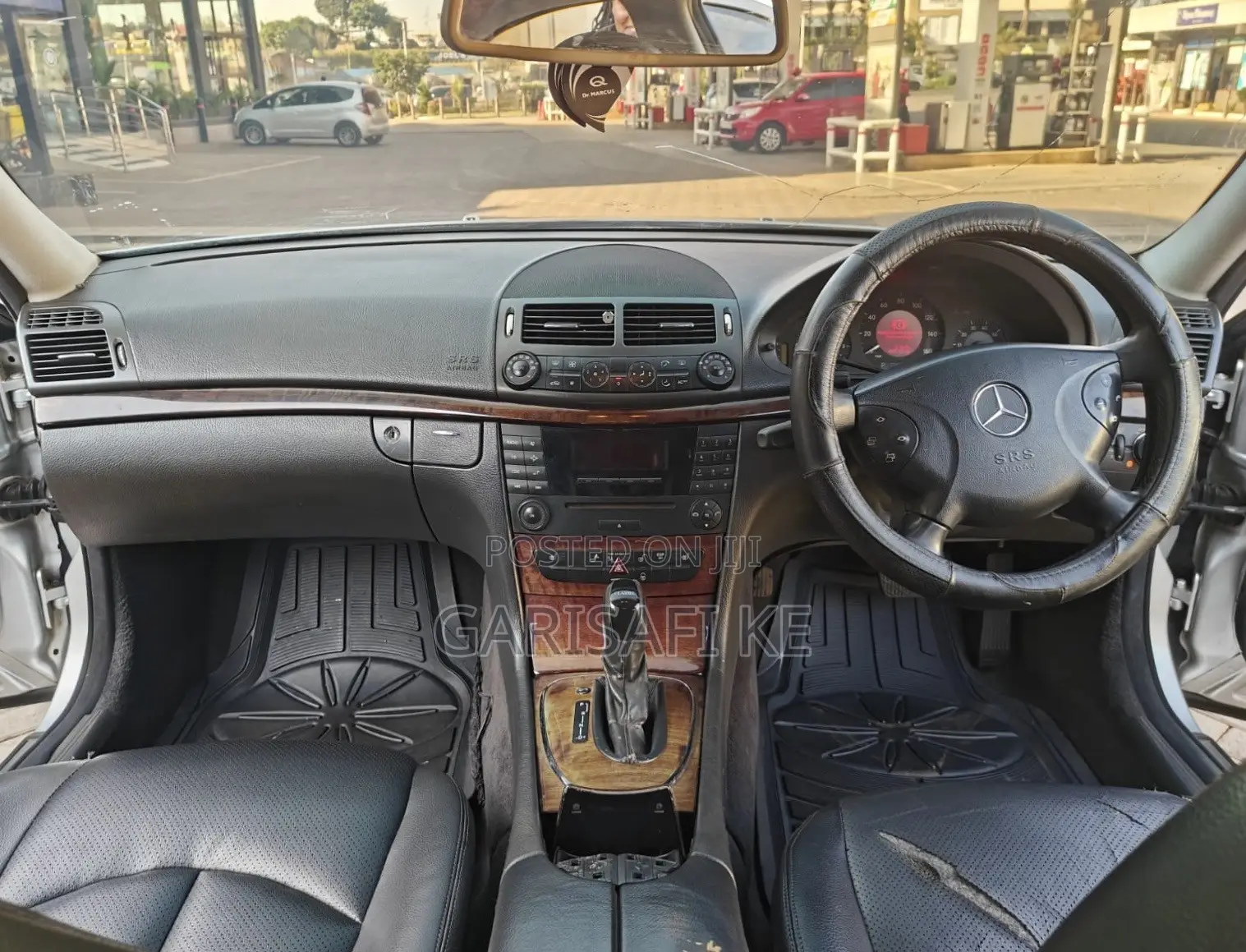 Mercedes-Benz E200 2004 Silver