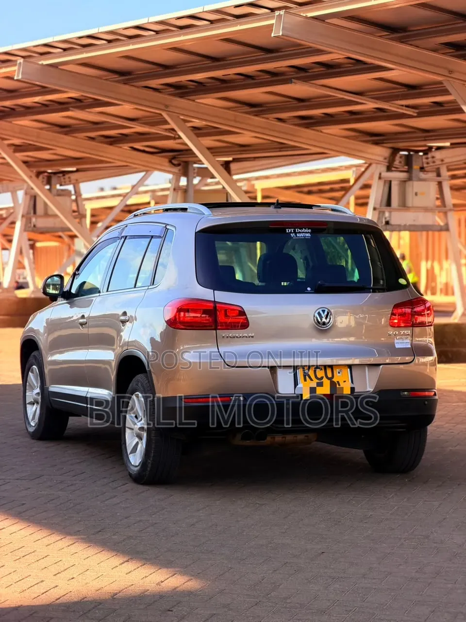 Volkswagen Tiguan 2013 Gold