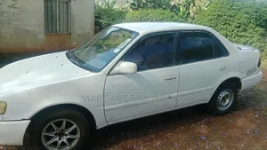 Toyota Corolla X 1.3 2000 White