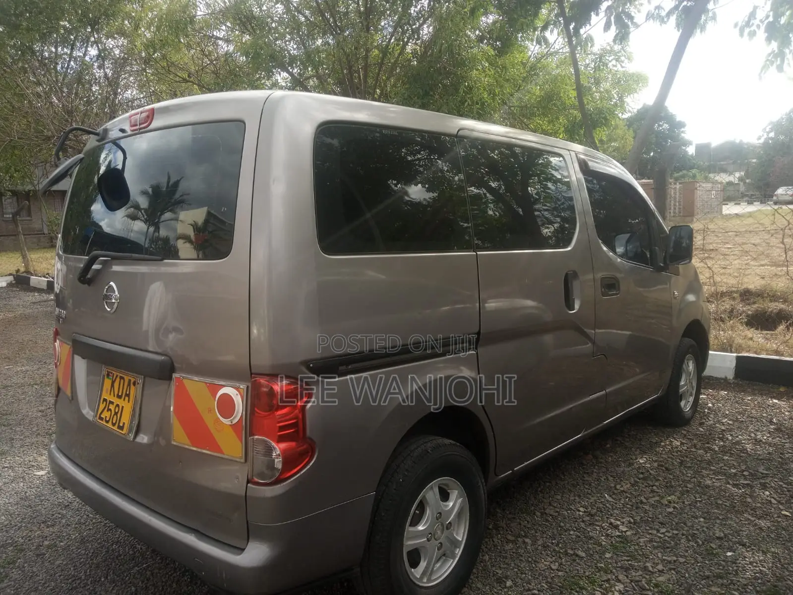 Nissan NV1500 2013 Silver