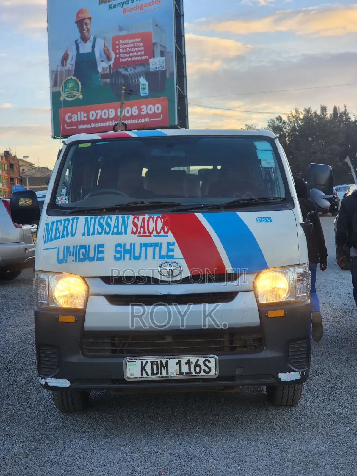 Toyota HiAce 2016 White