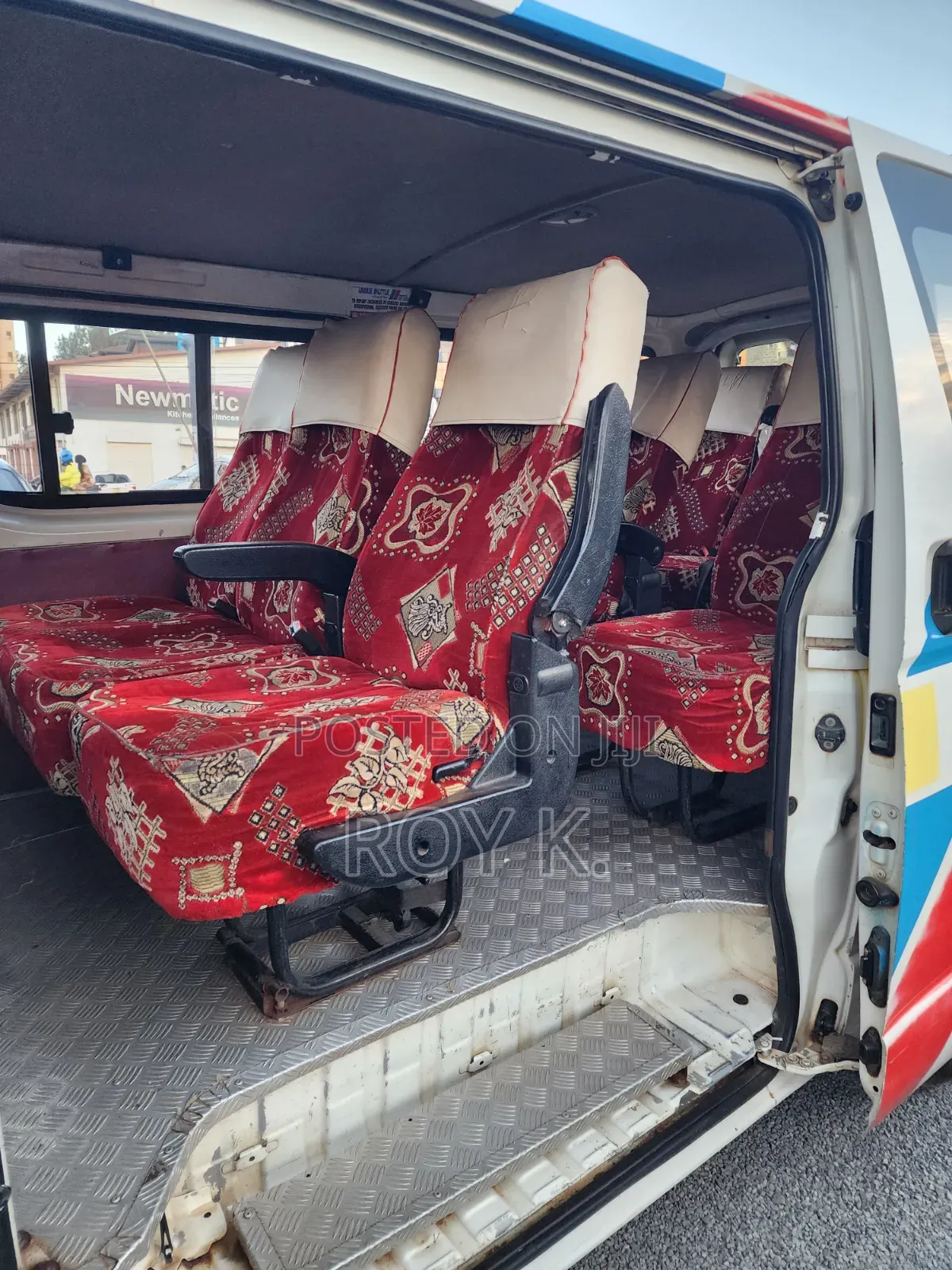 Toyota HiAce 2016 White
