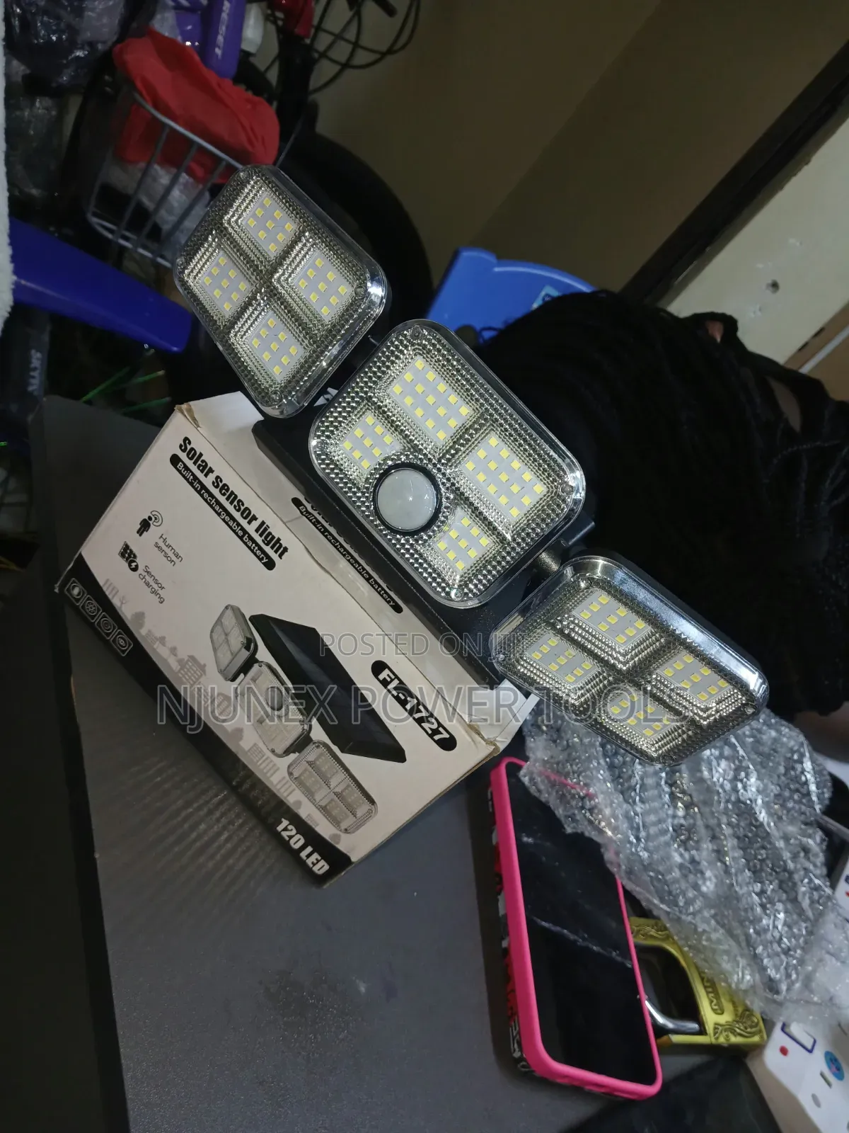 Solar Sensor Light 120 LED Model FL-1727