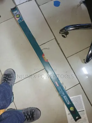 Total 100cm Aluminum Spirit Level (Model TMT210016)