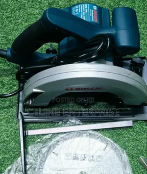 Bosch Electric Circular Saw