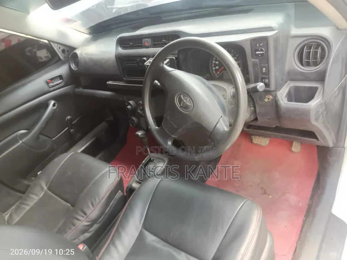 Toyota Probox 2014 Silver