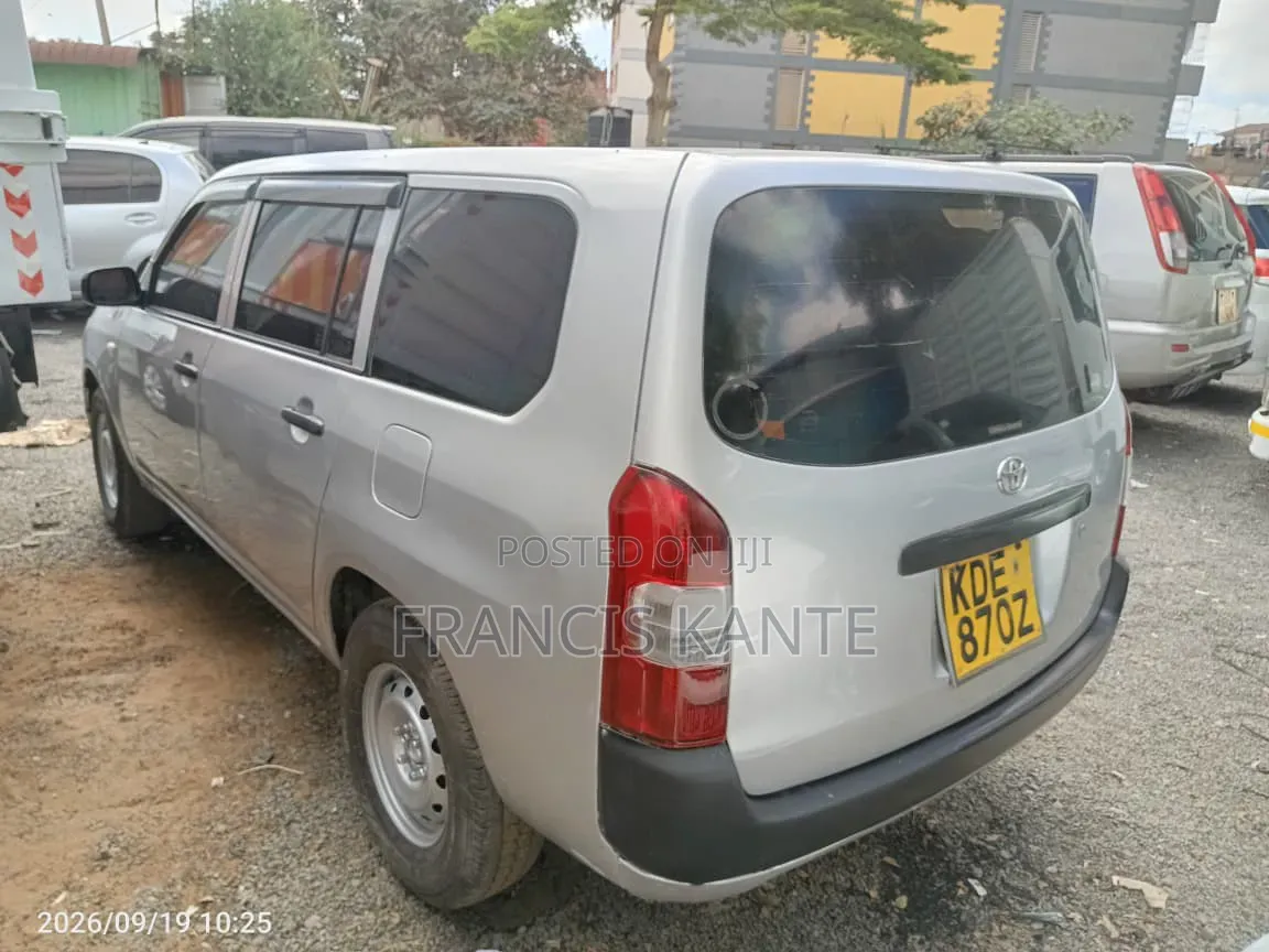 Toyota Probox 2014 Silver