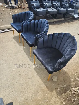 Styling Black Spider Shape