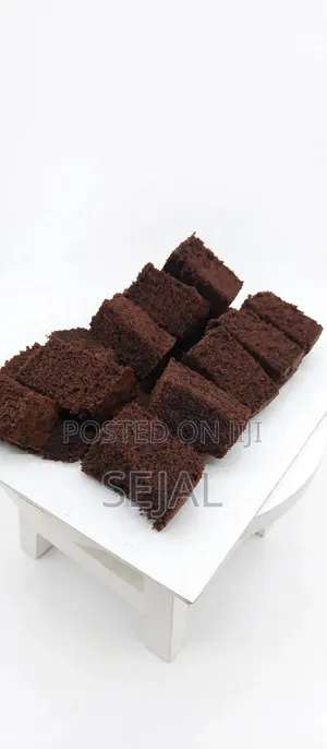 Chocolate Tea Cake - Cut Pieces | No Cream | Soft & Moist