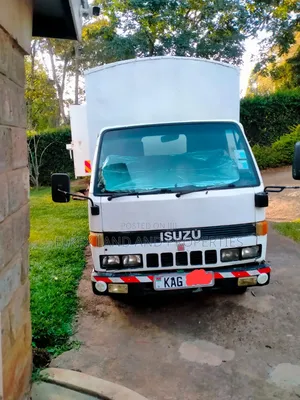 Isuzu Canter 3.6