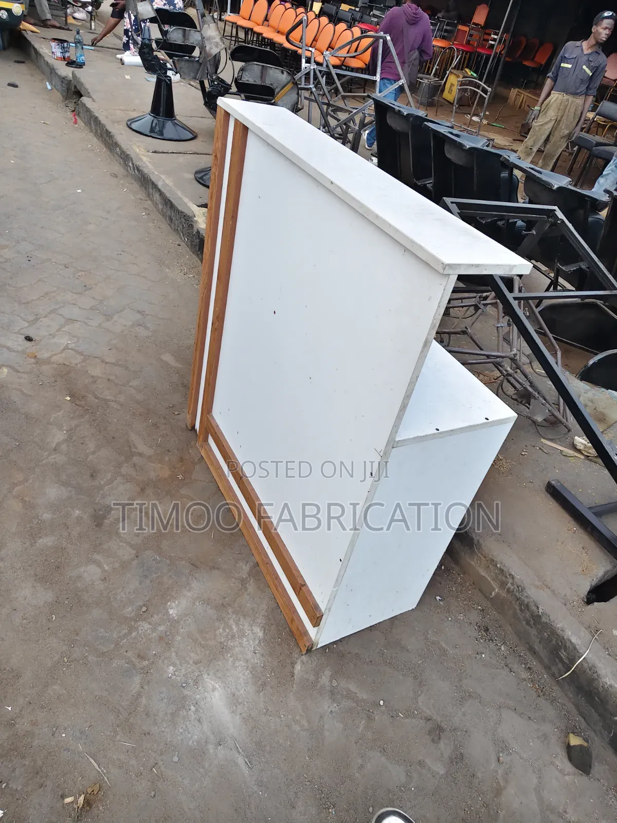 Reception Table With Running Drawer