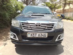 Toyota Hilux 2012 Matt Black
