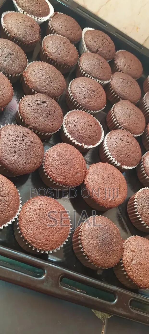 Plain. Chocolate Cupcakes - main view