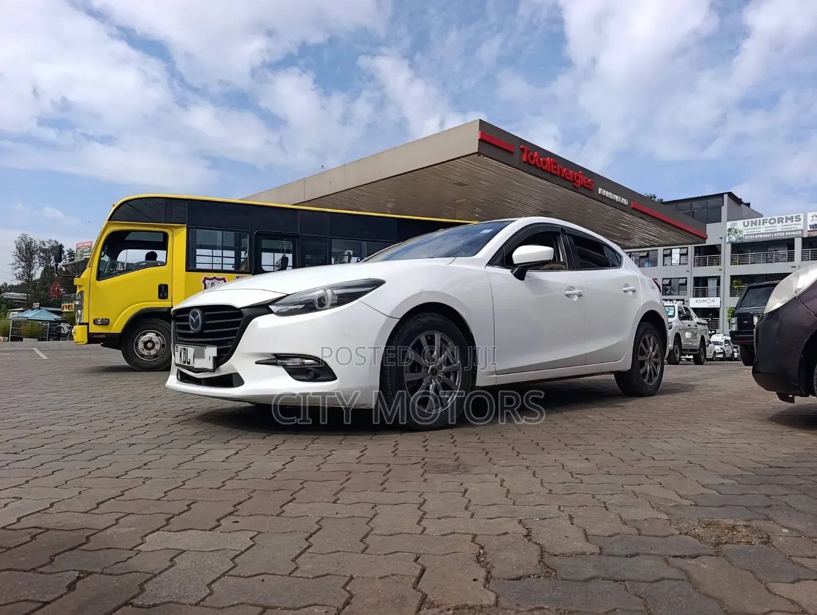 Mazda Axela 2016 White