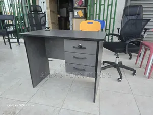 Full Gray Office Desk  Executive Desk