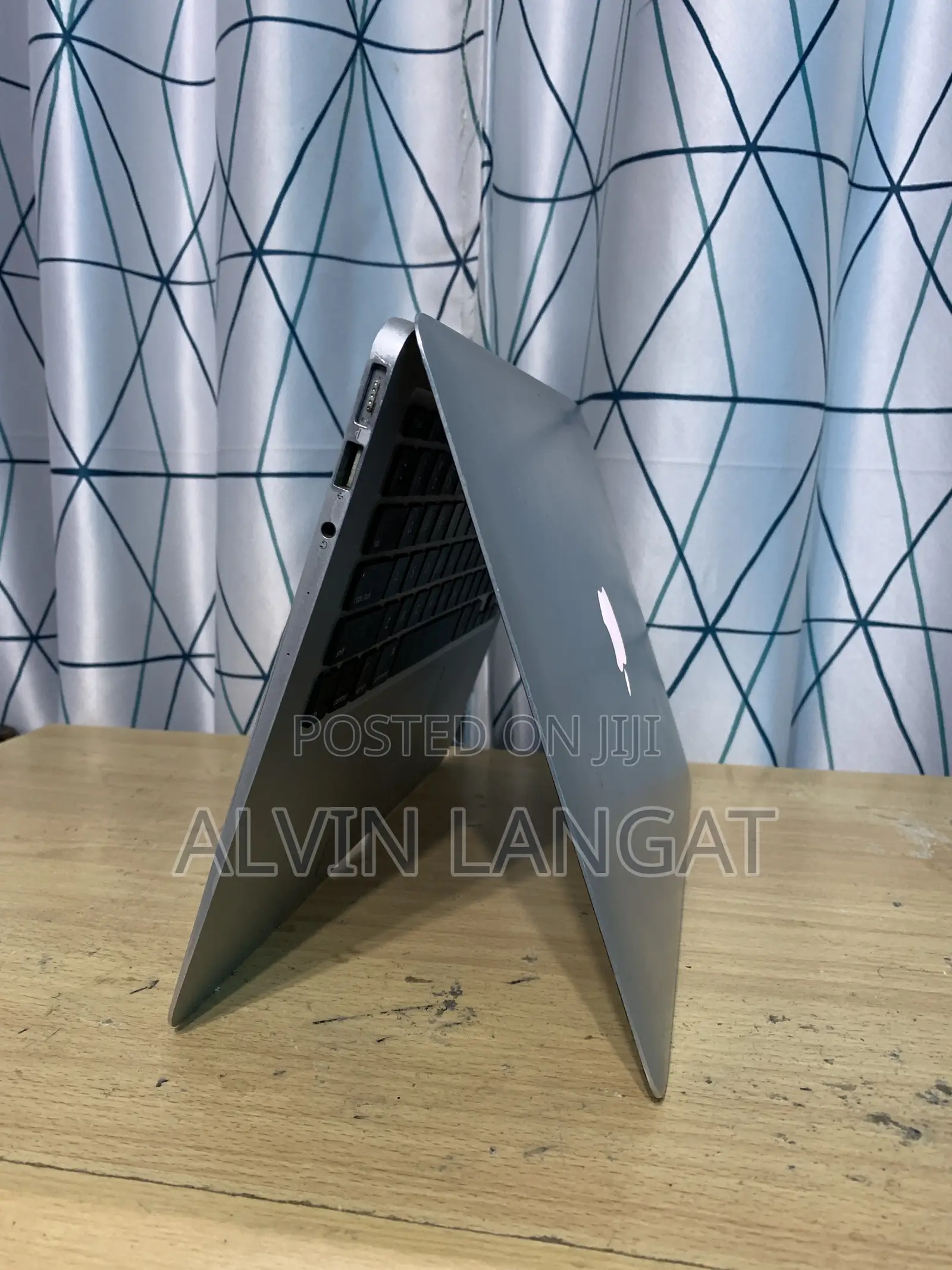 Laptop Apple MacBook 2015 8GB Intel Core i5 SSD 128GB