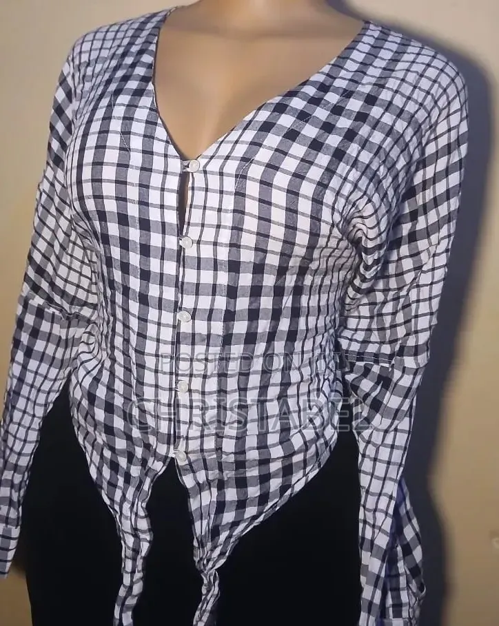 Black and White Plaid Long Sleeve Blouse